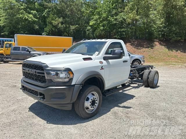 RAM 5500 Hytter och interiör