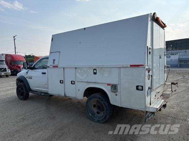 RAM 5500 Flakbilar/Pickuper