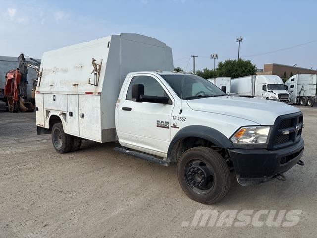 RAM 5500 Flakbilar/Pickuper
