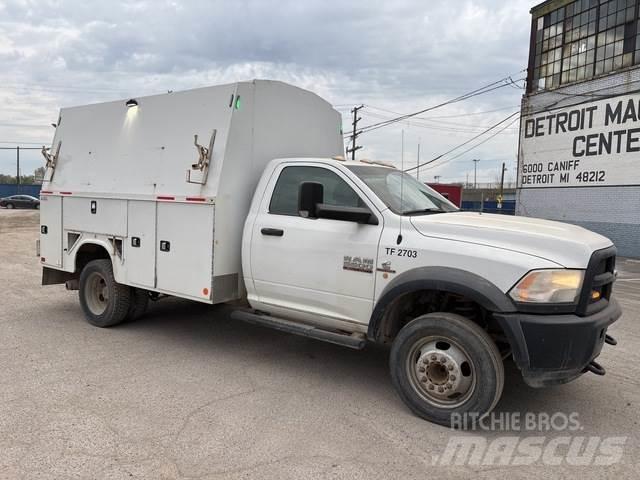 RAM 5500 Flakbilar/Pickuper