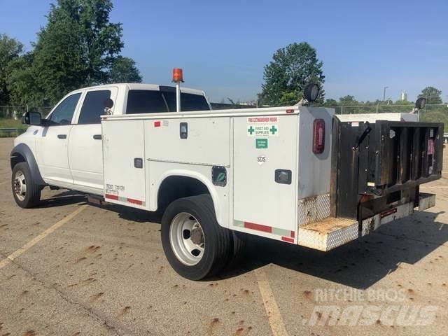 RAM 5500 Flakbilar/Pickuper