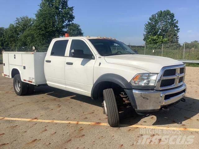 RAM 5500 Flakbilar/Pickuper