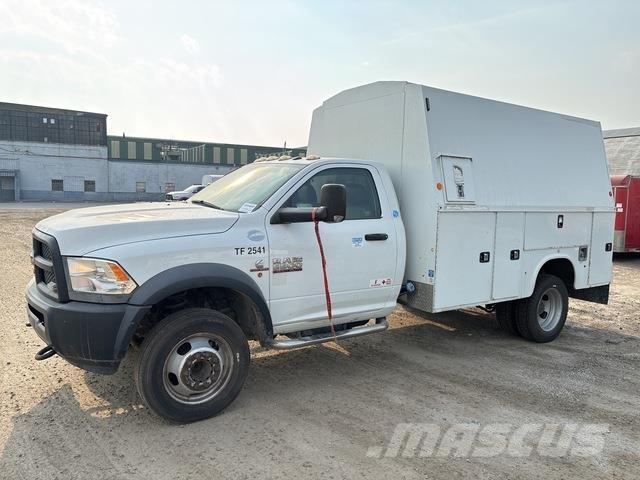 RAM 5500 Flakbilar/Pickuper