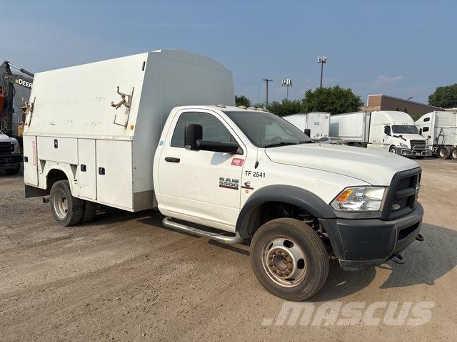 RAM 5500 Flakbilar/Pickuper