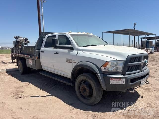 RAM 5500HD Flakbilar