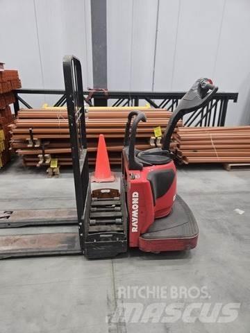 Raymond 8410 Pallvagn