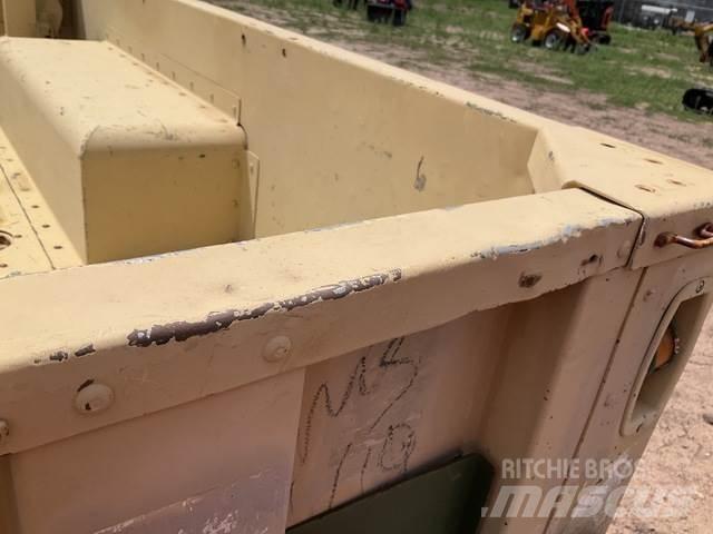  Raytheon M1102 Övriga släp