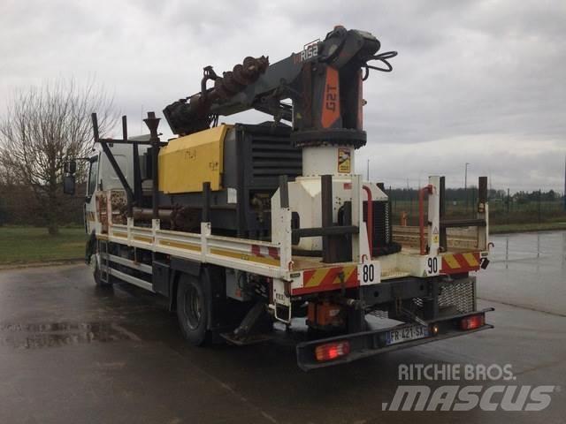 Renault D250 Lastbilar med borraggregat