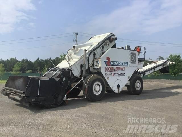 Roadtec SB2500 Material transportfordon
