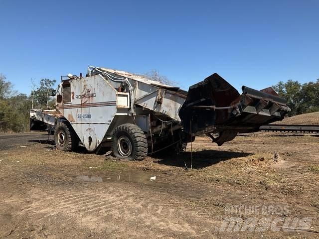 Roadtec SB2500 Material transportfordon