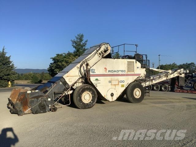 Roadtec SB2500 Material transportfordon