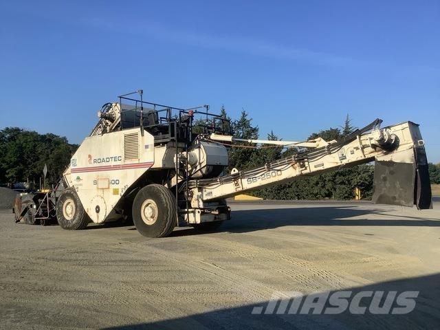 Roadtec SB2500 Material transportfordon