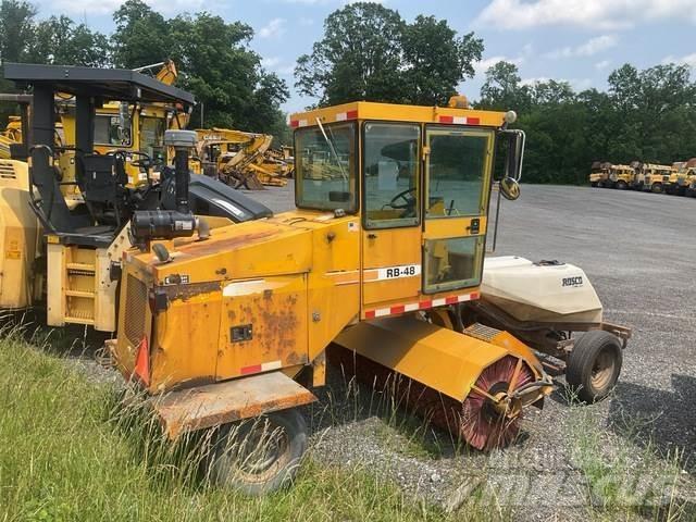 Rosco RB48 Inomhus sopmaskiner