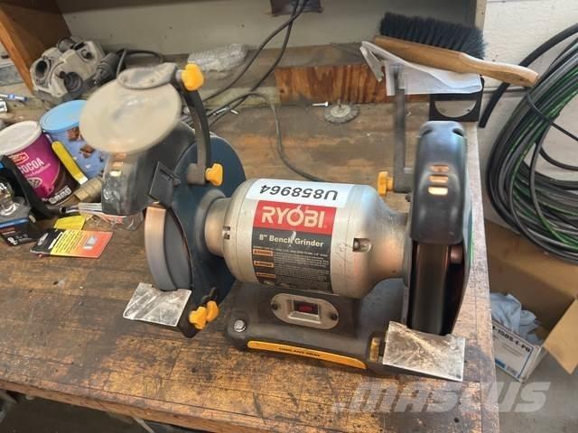  Ryobi BGH827 Borr- och slipmaskiner