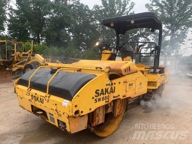 Sakai SW880 Tvåvalsvältar