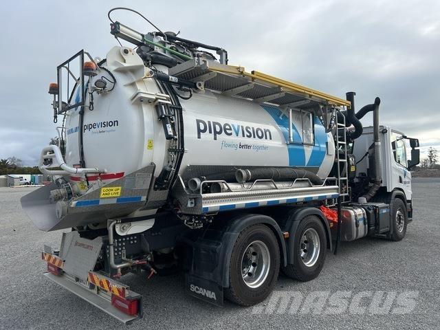 Scania P320 Slamsugningsbil