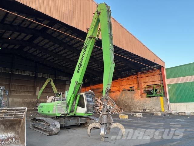 Sennebogen 830 Avfalls / industri hantering