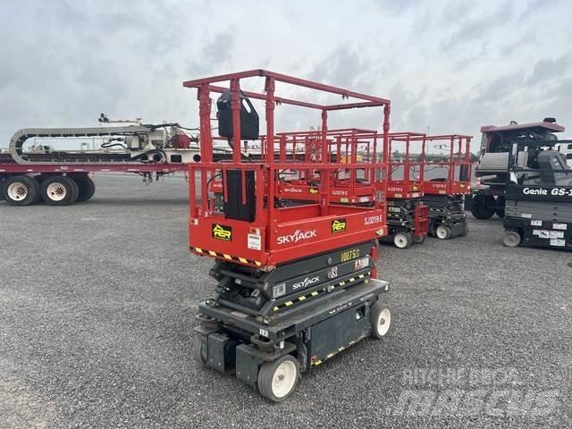 SkyJack SJ3219 Saxliftar