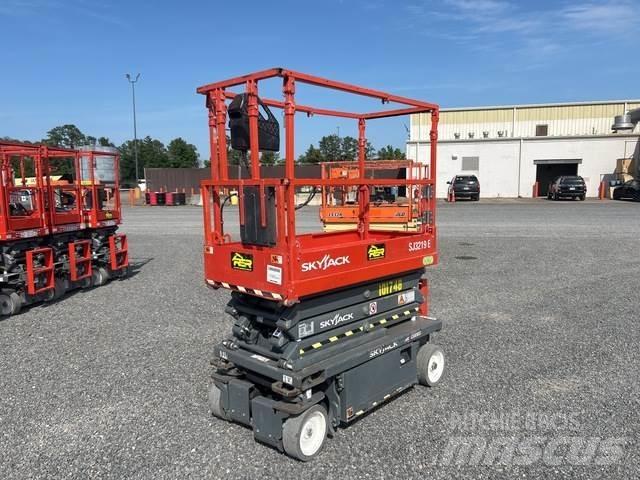 SkyJack SJ3219 Saxliftar