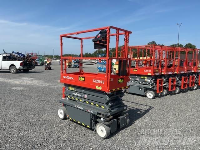 SkyJack SJ3219 Saxliftar