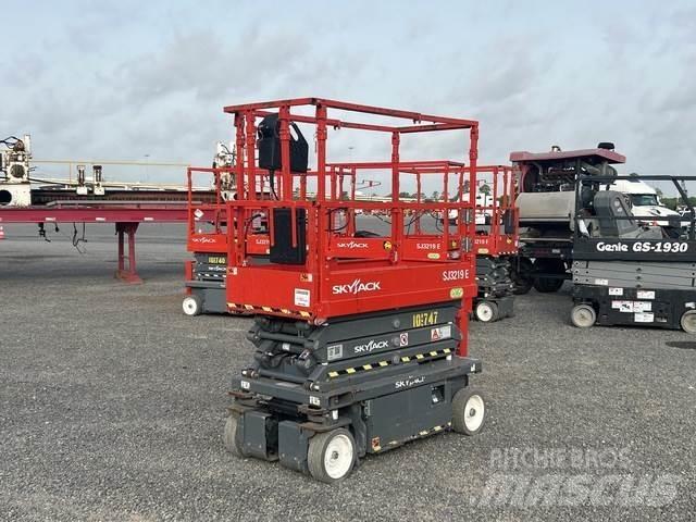 SkyJack SJ3219 Saxliftar
