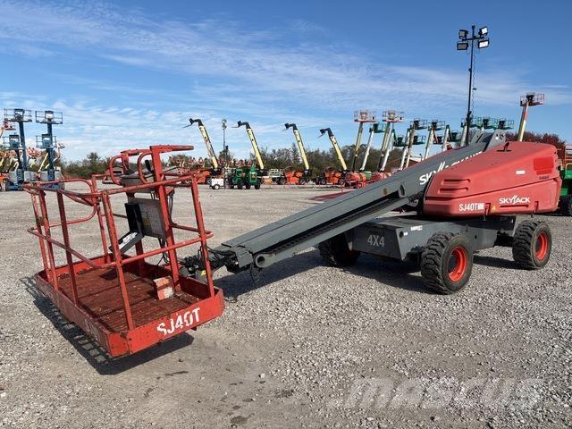 SkyJack SJ40T Teleskop bomliftar