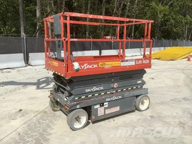 SkyJack SJ4626 Saxliftar