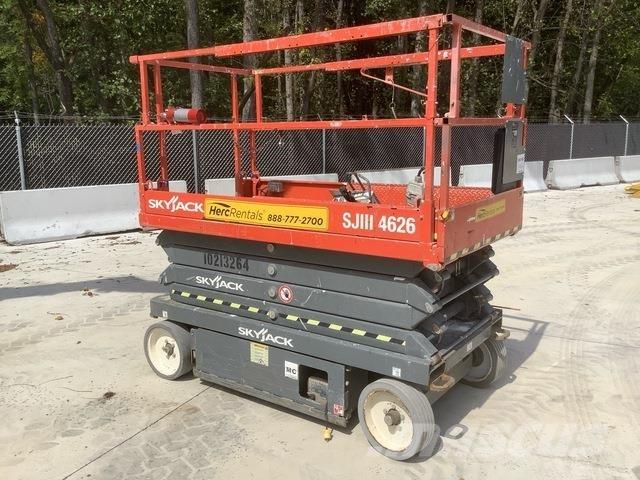 SkyJack SJ4626 Saxliftar