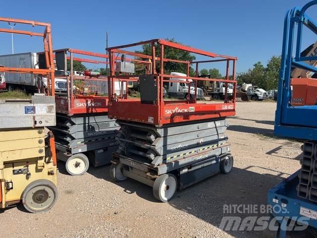 SkyJack SJ4632 Saxliftar