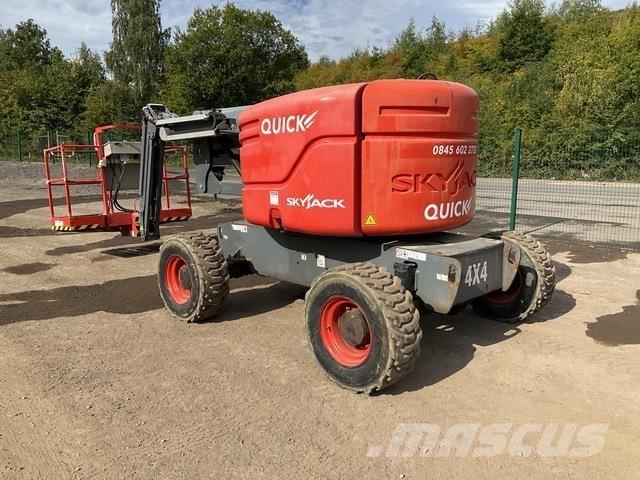 SkyJack SJ46AJ Bomliftar