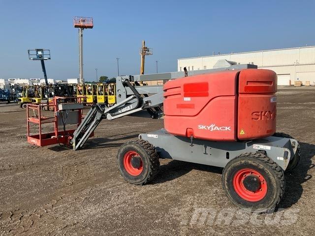 SkyJack SJ46AJ Bomliftar