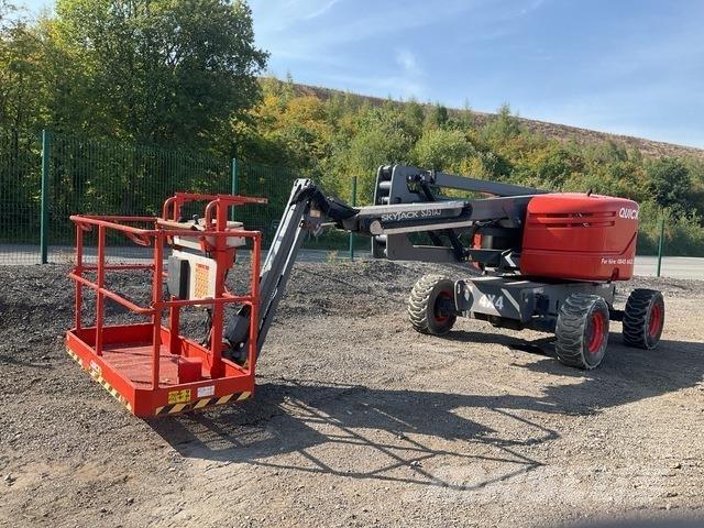SkyJack SJ51AJ Bomliftar