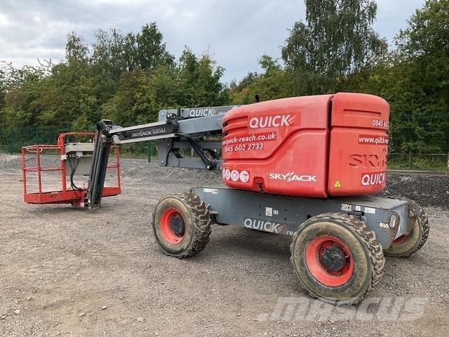 SkyJack SJ51AJ Bomliftar