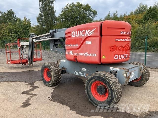 SkyJack SJ51AJ Bomliftar