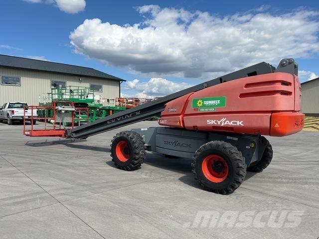 SkyJack SJ61T Teleskop bomliftar