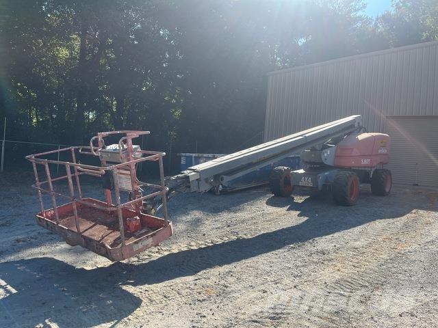 SkyJack SJ82T Teleskop bomliftar
