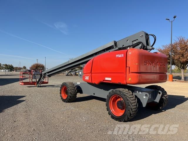 SkyJack SJ86T Bomliftar