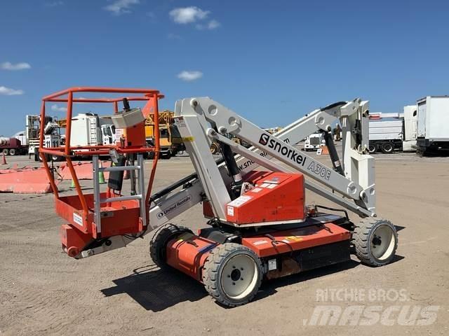 Snorkel A38E Bomliftar