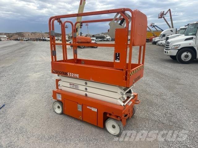 Snorkel S3219E Saxliftar