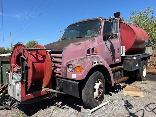Sterling L7500 Slamsugningsbil