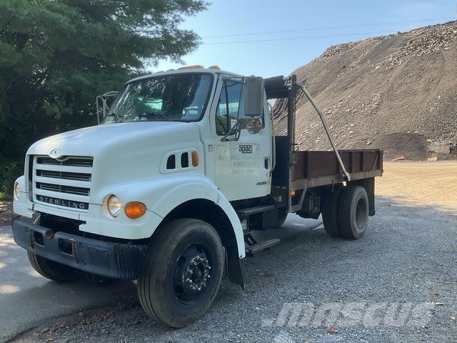 Sterling L7500 Tippbilar