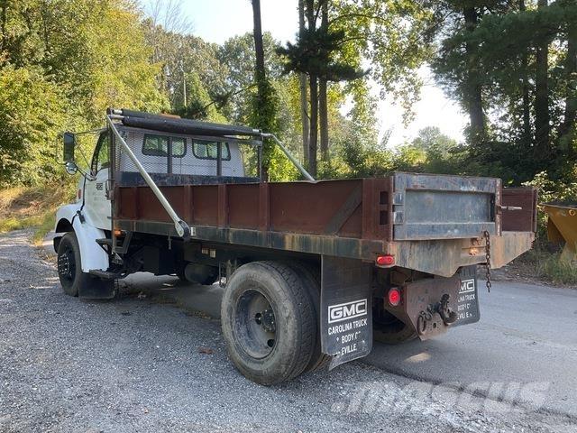 Sterling L7500 Tippbilar