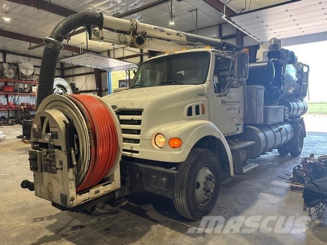 Sterling L7500 Slamsugningsbil