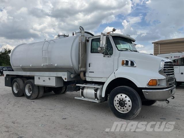 Sterling L9500 Slamsugningsbil