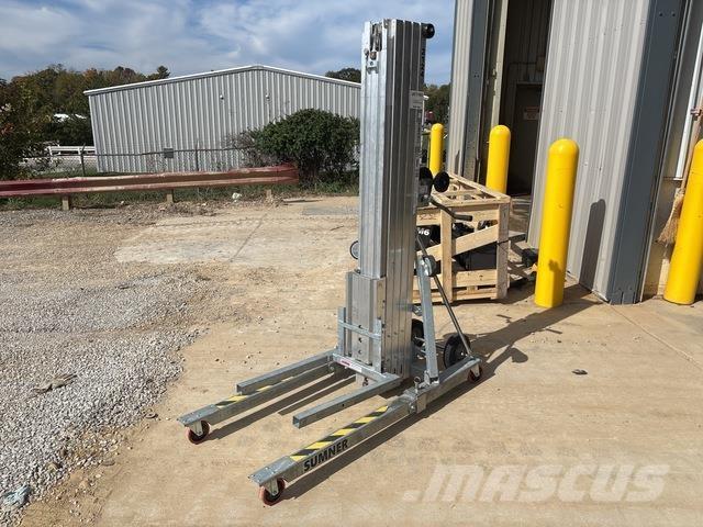 Sumner 2124 Lyftblock, vinschar och materialhissar