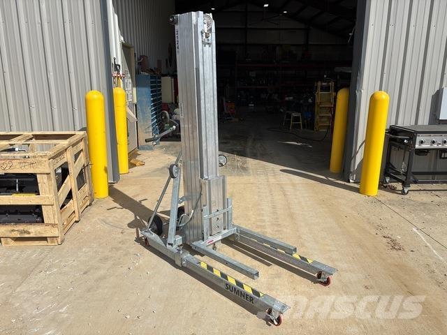 Sumner 2124 Lyftblock, vinschar och materialhissar