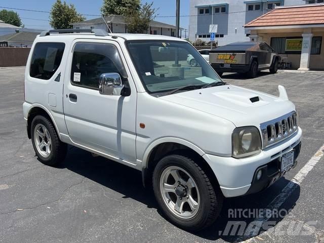 Suzuki Jimmy Personbilar