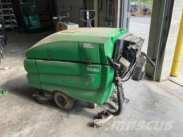 Tennant 5680 Skurborsttorkar