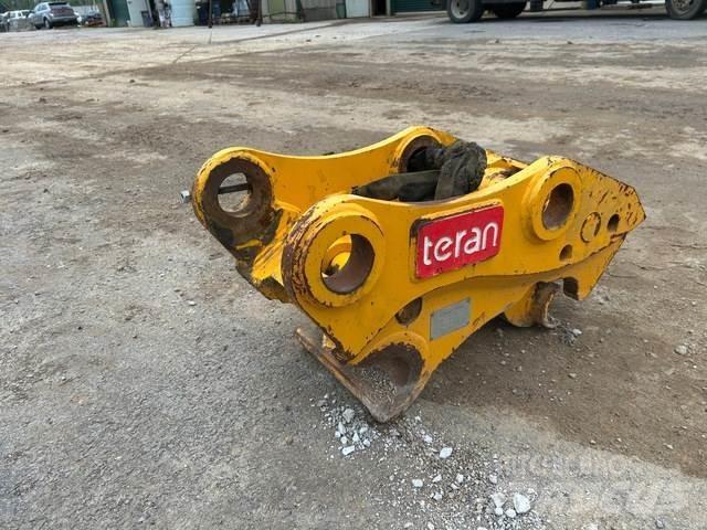 Teran TQC325 Redskapsfäste/ adaptrar