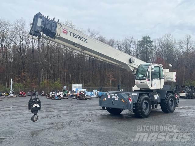 Terex RT230-2 Terrängkranar (Grov terräng)